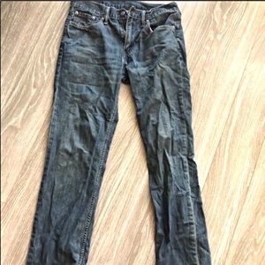 Dark Wash Men’s Levi’s Jeans